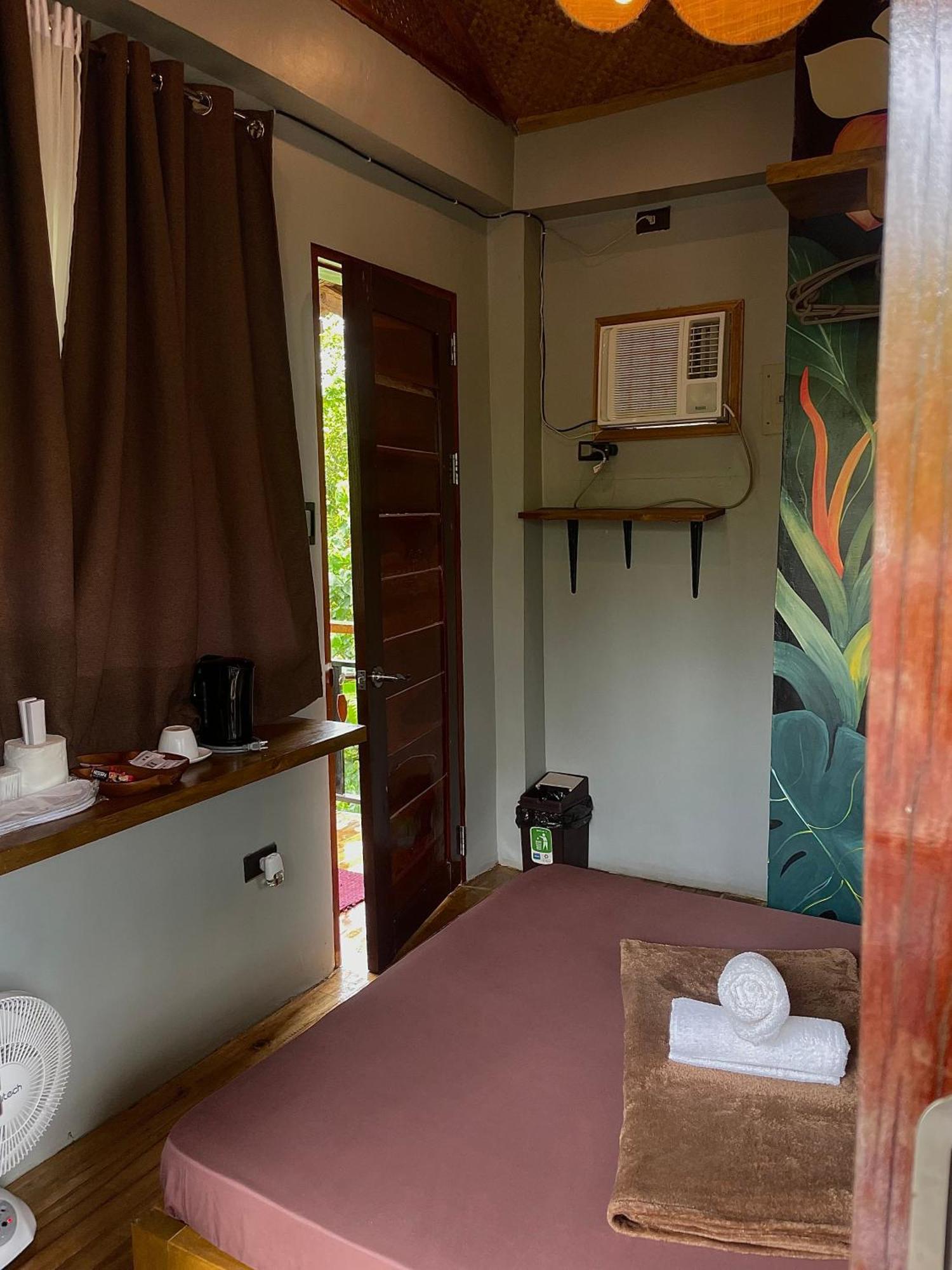 Matam-Is Cafe & Homestay General Luna  Zewnętrze zdjęcie
