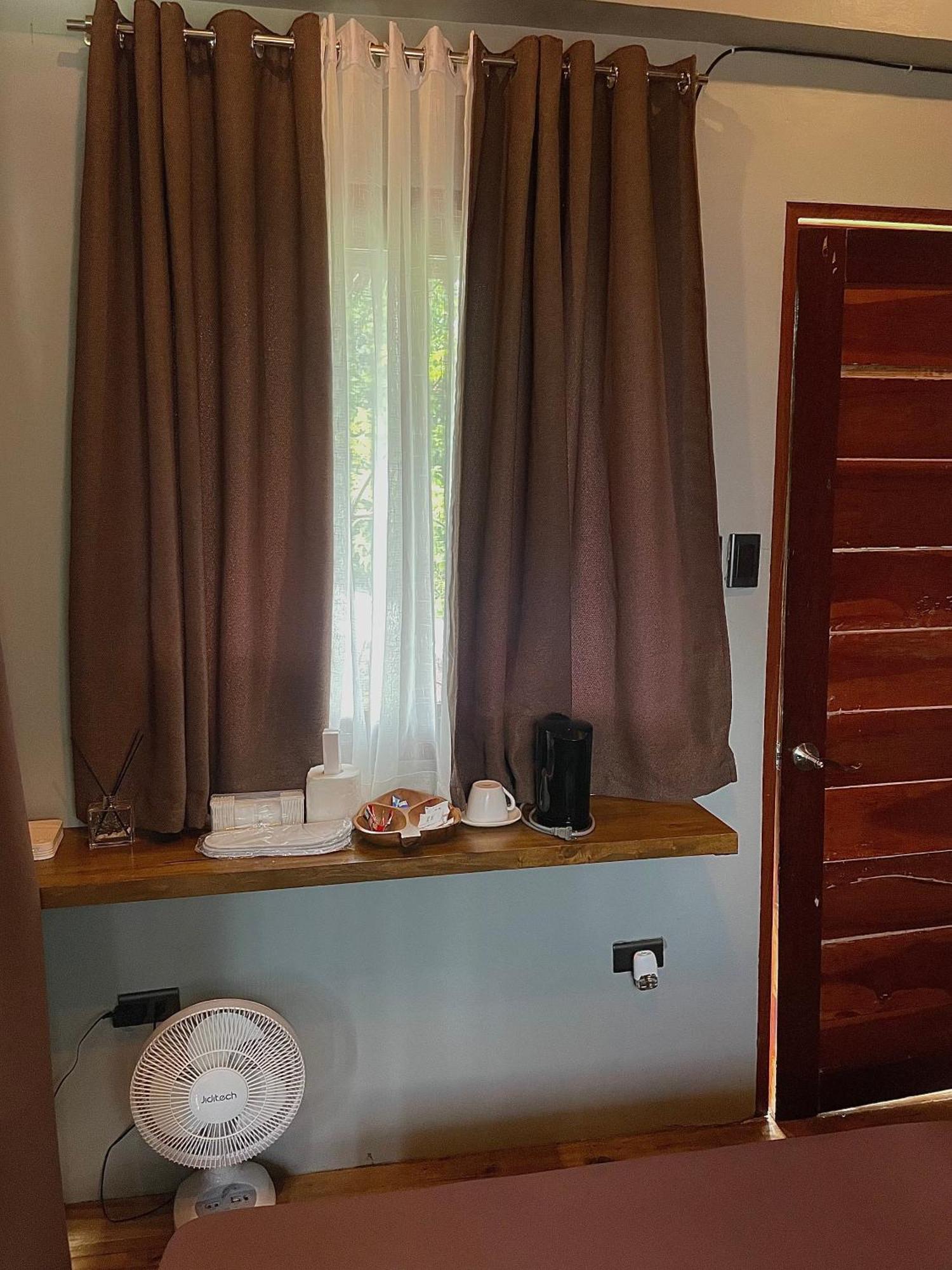 Matam-Is Cafe & Homestay General Luna  Zewnętrze zdjęcie